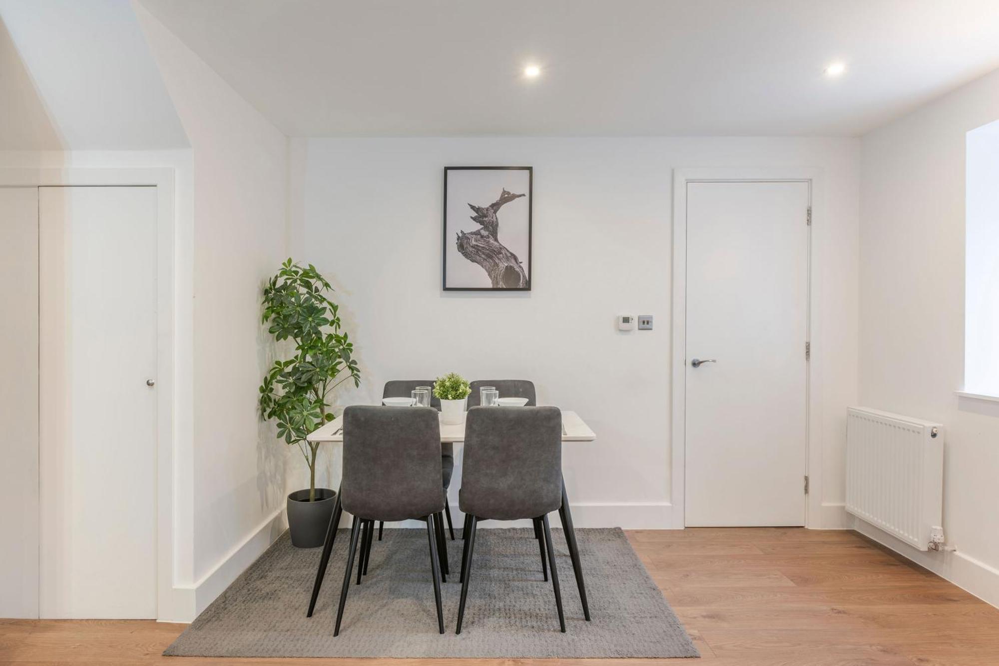 The Perfect Stay London, Home With 2 Bedrooms 1 Bath - Battersea, Vauxhall And Nine Elms Kültér fotó